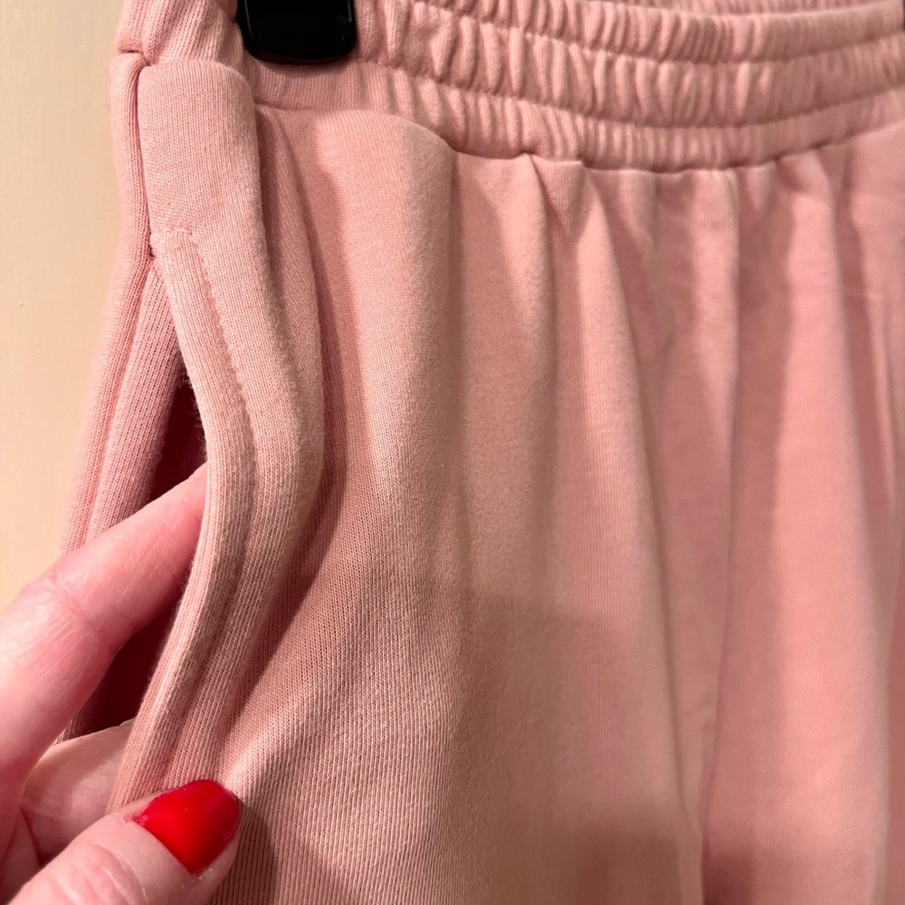 NWT, 2 Piece Cozy Smokey Rose Women's jogger set - Picture 11 of 14
